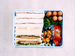 2000�N5��22���̂��ٓ�